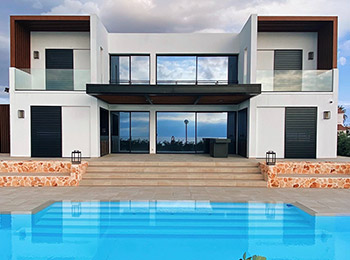 Emily Rodriguez, Product Manager at FinanceApp